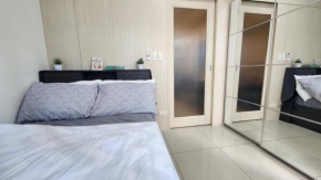 Cozy, fully equipped condo for long stays